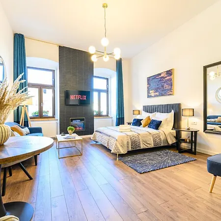 Uptown Deluxe Apartment Brasov Exterior photo