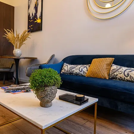 Uptown Deluxe Apartment Brasov Exterior photo